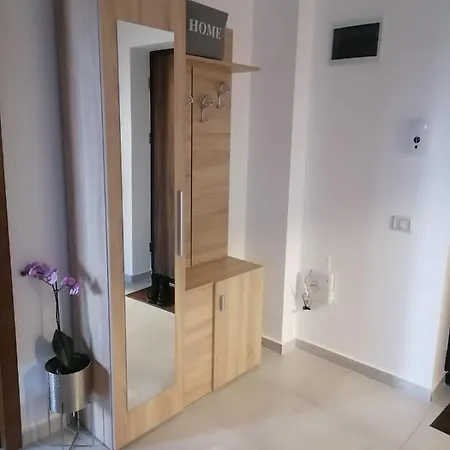 Popas Apartment